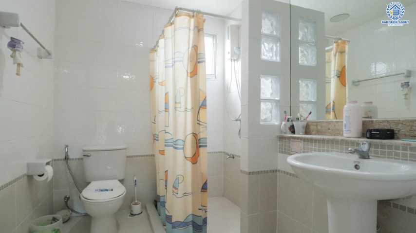 *****บ้านเดี่ยวมือสองกรุงเทพมหานคร โครงการ มัณฑนา เพชรเกษม81  บ้านเดี่ยวหลังใหญ่ พร้อมอยู่ คุณภาพระดับ L&H เนื้อที่ 62.7 ตร.ว. ฟังก์ชัน 3 ห้องนอน 3 ห้องน้ำ 1 ที่จอดรถ บนทำเลเชื่อมต่อ ถนนเพชรเกษม ,ถนนมาเจริญ ,ถนนพุทธมณฑล ใกล้จุดขึ้นทางด่วน "เพชรเกษม" จองเลย!